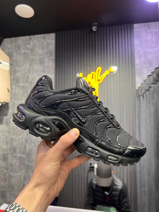 Nike Air Max Plus TN Black