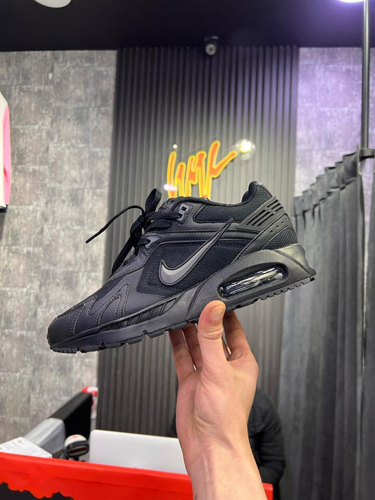 Nike Ivo LTR